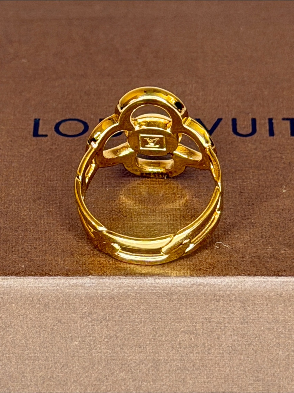 Louis Vuitton Crystal Flower Cocktail Ring | Gold Tone | Size 7 | Full Inclusion - Picture 8 of 8